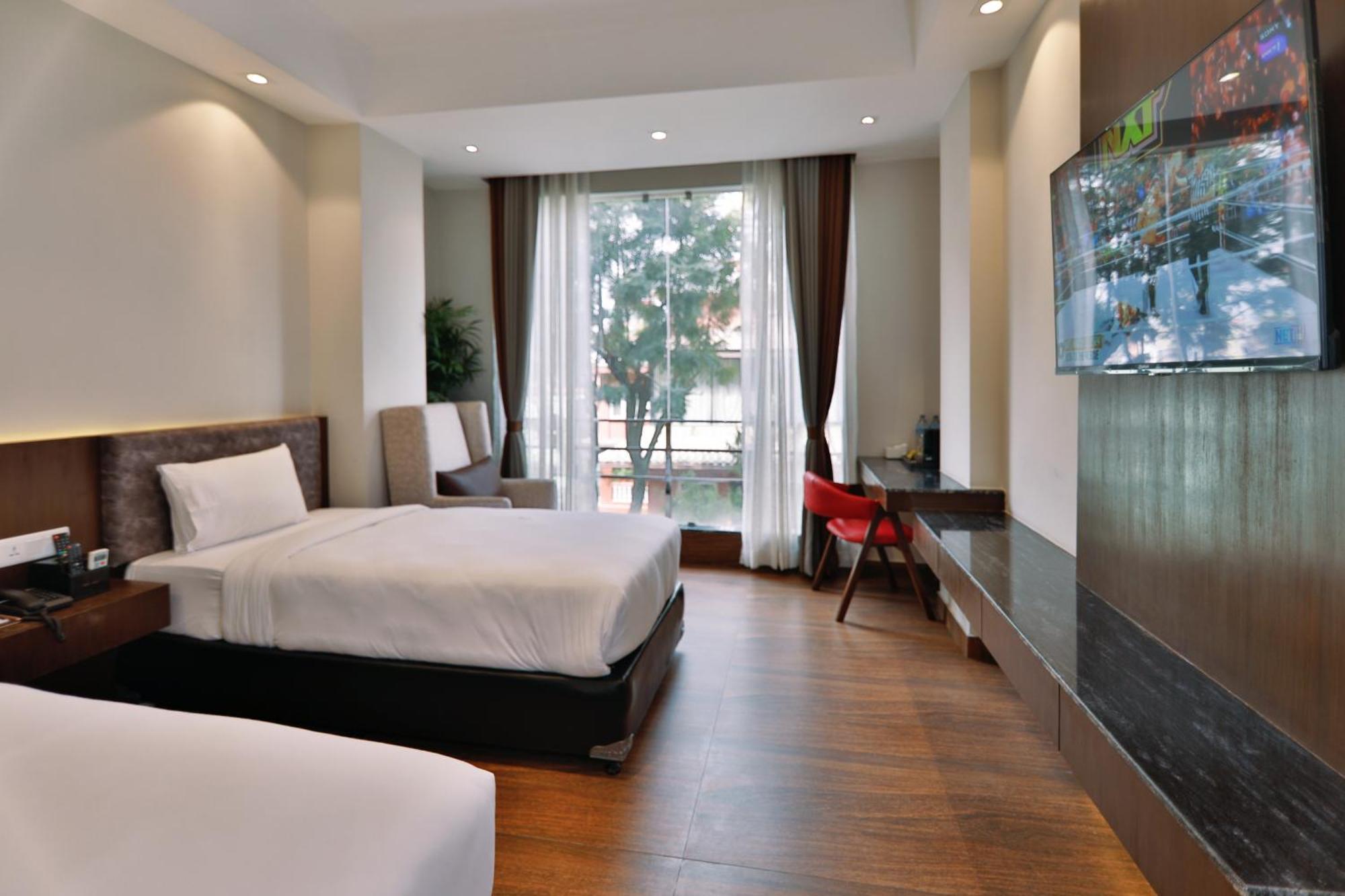 Lakhey Hotel كاتماندو المظهر الخارجي الصورة