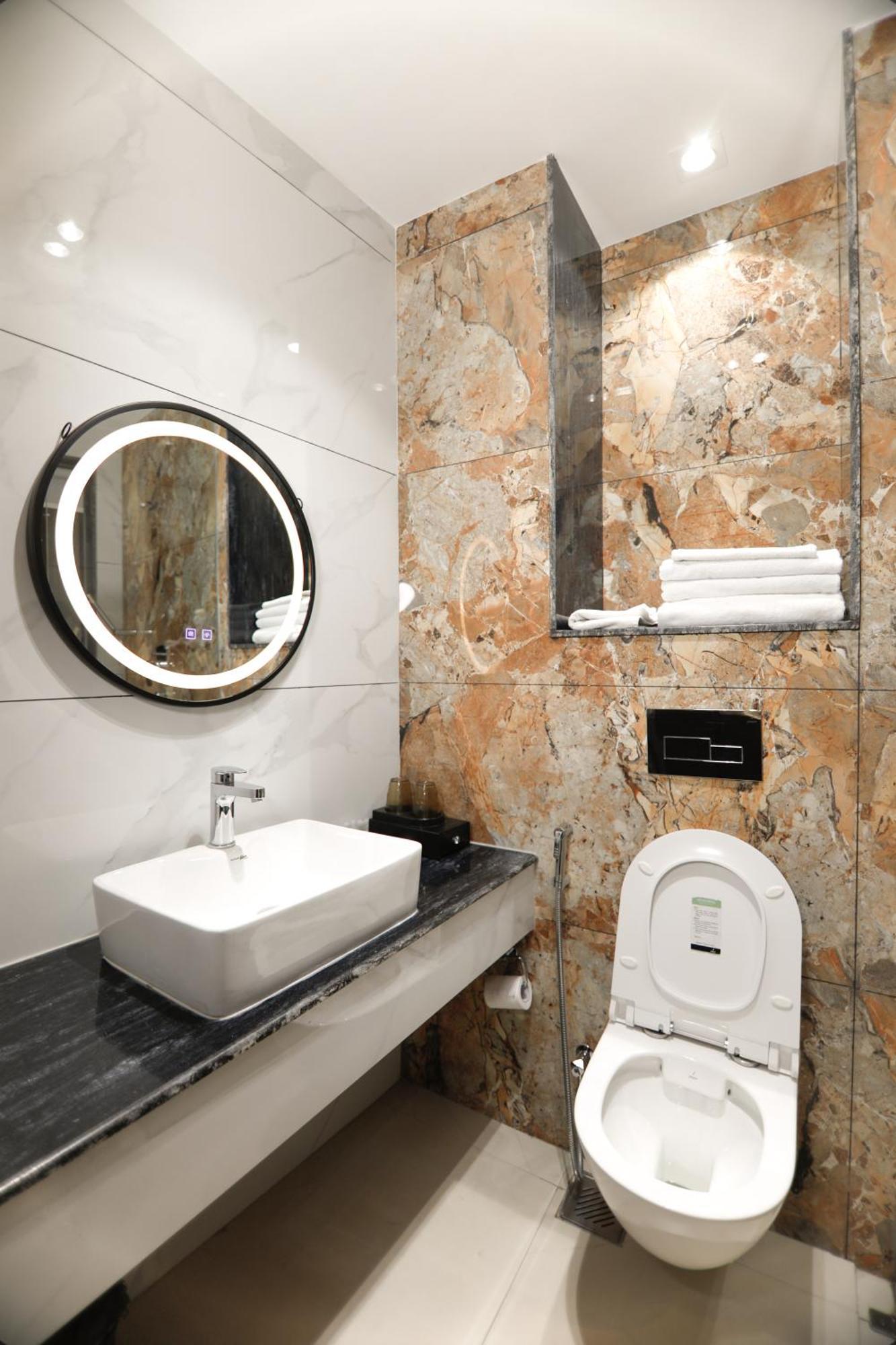 Lakhey Hotel كاتماندو المظهر الخارجي الصورة